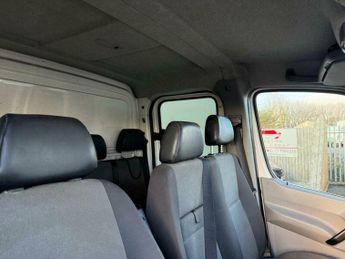 Volkswagen Crafter 2.0 TDI CR35 L3 4dr