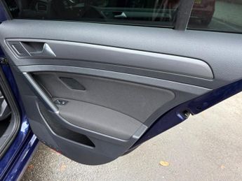 Volkswagen Golf MATCH TDI DSG