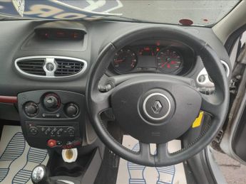 Renault Clio RIP CURL 16V