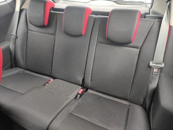 Renault Clio RIP CURL 16V