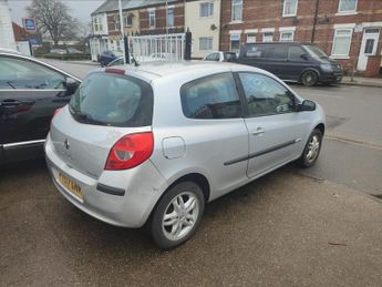 Renault Clio RIP CURL 16V