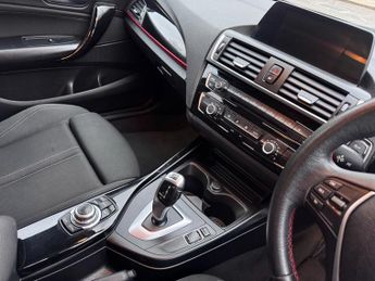 BMW 1 SERIES 118d SPORT