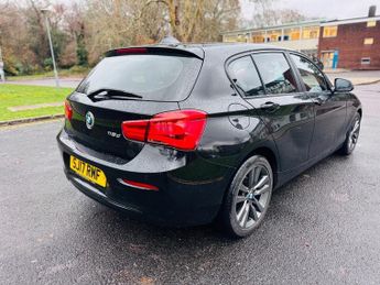 BMW 1 SERIES 118d SPORT