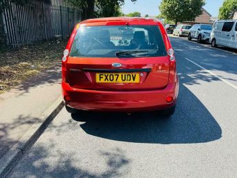 Ford Fiesta 1.4 Ghia Hatchback 5dr Petrol Manual (147 g/km, 79 bhp)