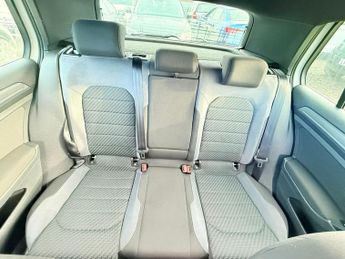 Volkswagen Golf 1.5 TSI EVO R-Line Hatchback 5dr Petrol DSG Euro 6 (s/s) (150 ps