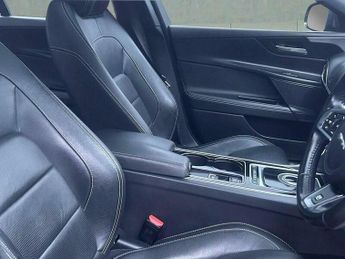 Jaguar XE 2.0d R-Sport Auto Euro 6 (s/s) 4dr