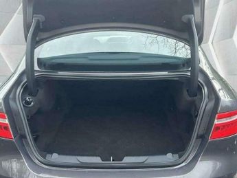 Jaguar XE 2.0d R-Sport Auto Euro 6 (s/s) 4dr