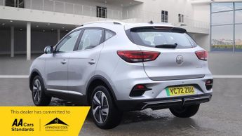 MG ZS 72.6kWh Trophy Connect Long Range SUV 5dr Electric Auto (156 ps)