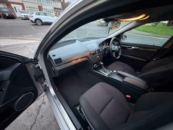 Mercedes-Benz C Class 1.6 C180K BlueEfficiency SE Auto Euro 4 4dr