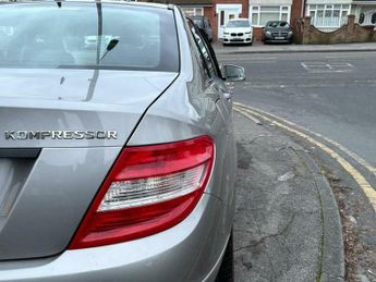 Mercedes-Benz C Class 1.6 C180K BlueEfficiency SE Auto Euro 4 4dr