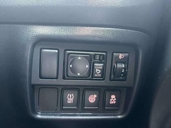 Nissan Juke 1.6 Tekna XTRON Euro 6 5dr