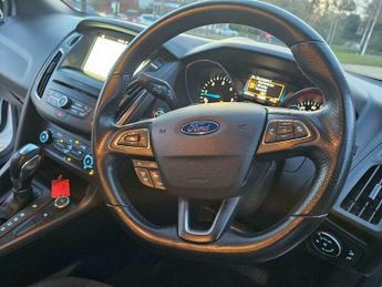 Ford Focus 1.5 TDCi ST-Line Powershift Euro 6 (s/s) 5dr