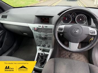 Vauxhall Astra SXI
