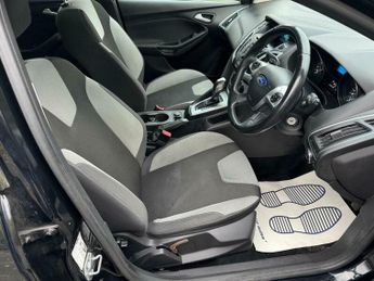 Ford Focus 1.6 Zetec Powershift Euro 5 5dr