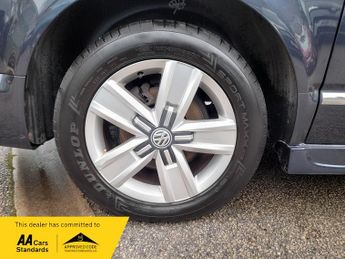 Volkswagen Caravelle EXECUTIVE TDI BMT,150 BHP, 6 SEAT ,SUNROOF,1 OWNER, FVSH, HUGE S