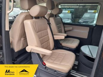 Volkswagen Caravelle EXECUTIVE TDI BMT,150 BHP, 6 SEAT ,SUNROOF,1 OWNER, FVSH, HUGE S