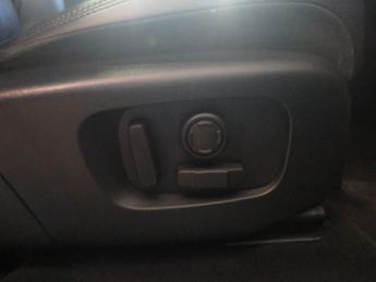 Land Rover Range Rover Evoque R-DYNAMIC SE