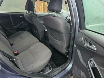 Ford Focus 1.6 Titanium Powershift Euro 5 5dr