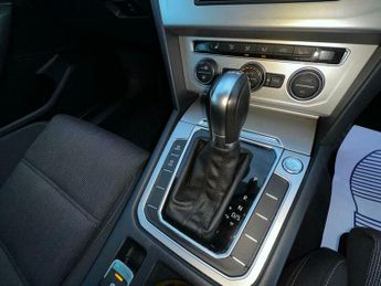 Volkswagen Passat 1.6 TDI BlueMotion Tech SE Business DSG Euro 6 (s/s) 4dr