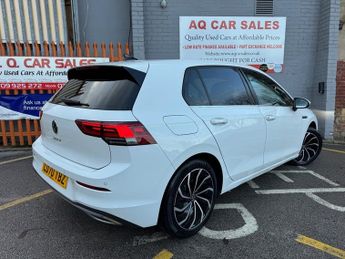 Volkswagen Golf STYLE TDI DSG