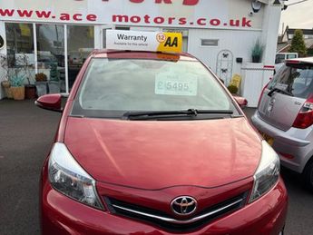 Toyota Yaris VVT-I ICON PLUS