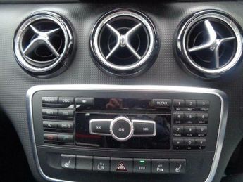 Mercedes-Benz A Class 1.8 A180 CDI BlueEfficiency SE 7G-DCT Euro 5 (s/s) 5dr