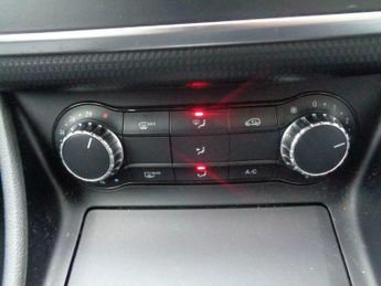 Mercedes-Benz A Class 1.8 A180 CDI BlueEfficiency SE 7G-DCT Euro 5 (s/s) 5dr