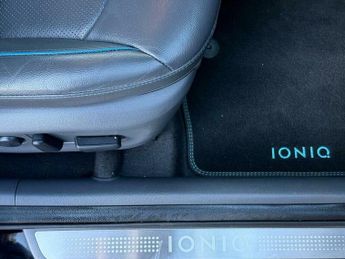 Hyundai Ioniq 1.6 h-GDi 8.9kWh Premium SE DCT Euro 6 (s/s) 5dr
