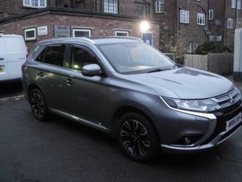 Mitsubishi Outlander 2.0h 12kWh 5h CVT 4WD Euro 6 (s/s) 5dr