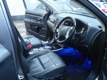 Mitsubishi Outlander 2.0h 12kWh 5h CVT 4WD Euro 6 (s/s) 5dr