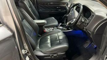 Mitsubishi Outlander 2.0h 12kWh 5h CVT 4WD Euro 6 (s/s) 5dr