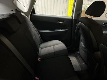 Hyundai I30 1.4 Comfort Hatchback 5dr Petrol Manual Euro 4 (108 bhp)