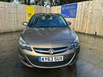 Vauxhall Astra 2.0 CDTi Elite Auto Euro 5 5dr