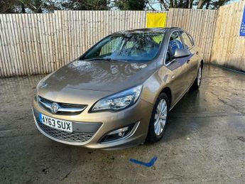 Vauxhall Astra 2.0 CDTi Elite Auto Euro 5 5dr