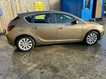 Vauxhall Astra 2.0 CDTi Elite Auto Euro 5 5dr