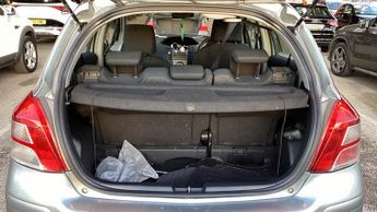 Toyota Yaris VVT-I TR MM