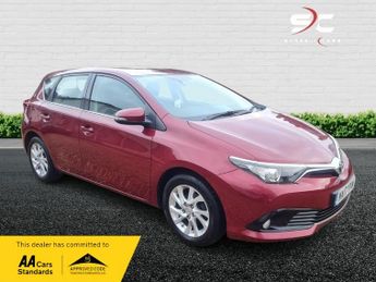 Toyota Auris VVT-I BUSINESS EDITION TSS
