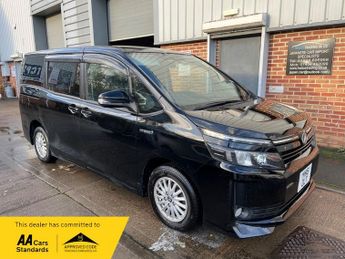 Toyota Voxy 1.8 Hybrid V 7 Seater
