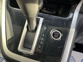 Nissan Serena 2.0 Highway Star V Hybrid 8 Seater