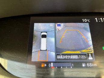 Nissan Serena 2.0 Highway Star V Hybrid 8 Seater