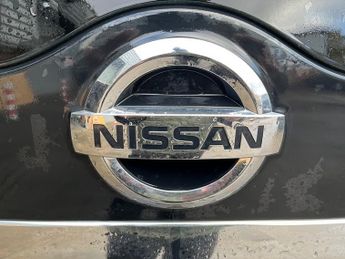 Nissan Serena 2.0 Highway Star V Hybrid 8 Seater