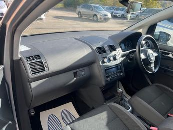 Volkswagen Touran 1.4 TSI Comfortline 7 Seater