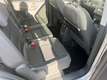 Volkswagen Touran 1.4 TSI Comfortline 7 Seater