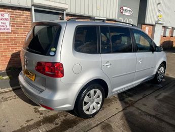 Volkswagen Touran 1.4 TSI Comfortline 7 Seater
