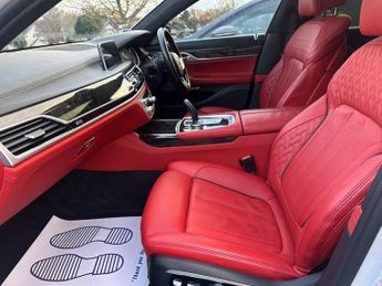 BMW 750 4.4 750i V8 Exclusive Saloon 4dr Petrol Auto Euro 6 (s/s) (450 p