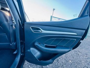 MG ZS 44.5kWh Exclusive Auto 5dr