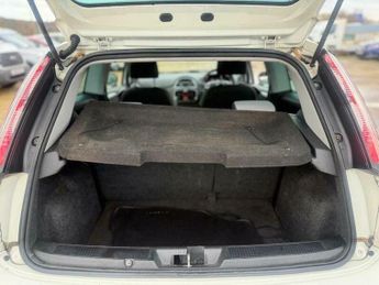 Fiat Punto 1.4 GBT Manual Euro 5 (s/s) 3dr