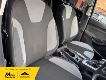 Ford Focus 1.6 Zetec Powershift Euro 5 5dr