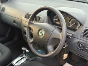 Skoda Fabia 1.4 16V Ambiente 5dr