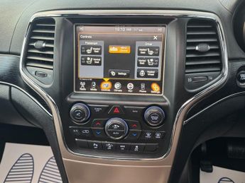 Jeep Grand Cherokee 3.0 V6 CRD Summit SUV 5dr Diesel Auto 4WD Euro 6 (247 bhp)